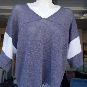 Forever 21 Women shirt. Size L